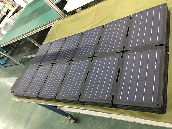 150W Flodable SUNPOWER Solar Charger-Solar Blanket 2FFM113B-NEWLIGHT ENERGY