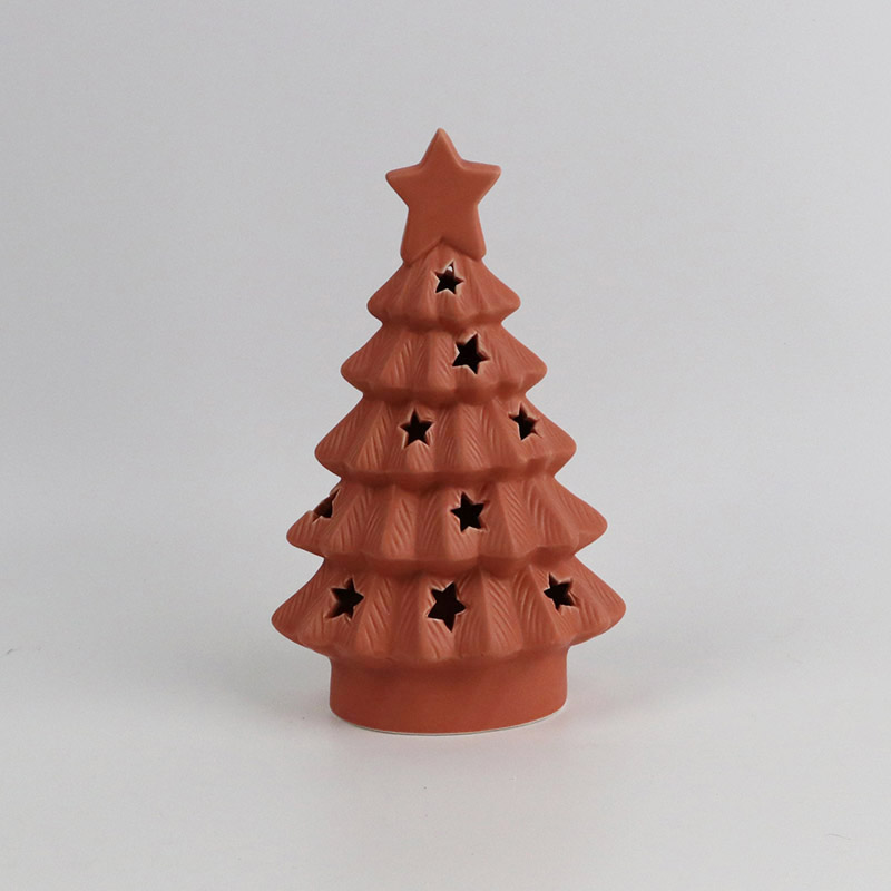 Ornamen keramik pohon natal