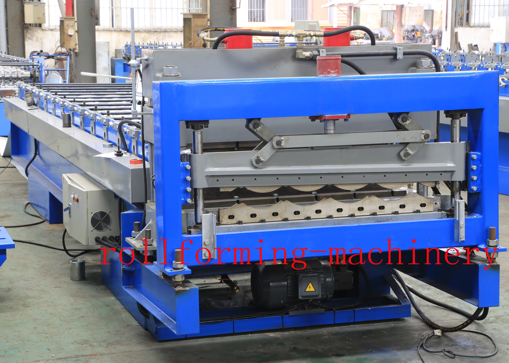 Kualitas Tinggi dengan Harga China Mesin Roll Forming Ubin Mengkilap untuk YX16-800